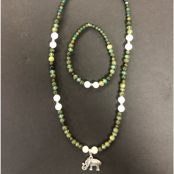 Necklace and bracelet set - Picture 1 of 1